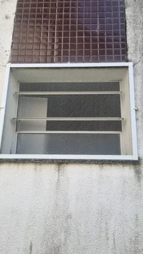 Vendo kit de telas de proteção contra mosquitos