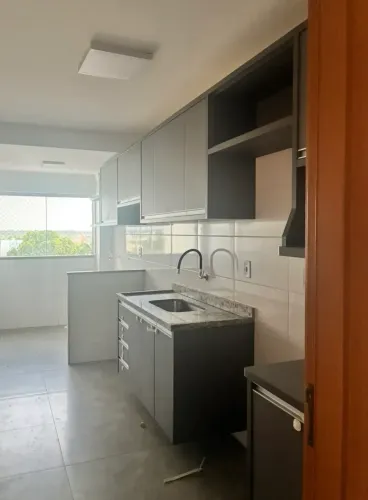 Residencial Le Parc: Apartamento de 2 quartos sendo 1 suíte, 2 vagas