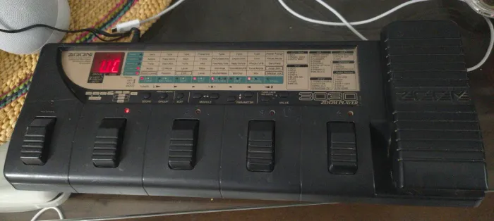 Pedaleira zoom 3030 zoom player no estado