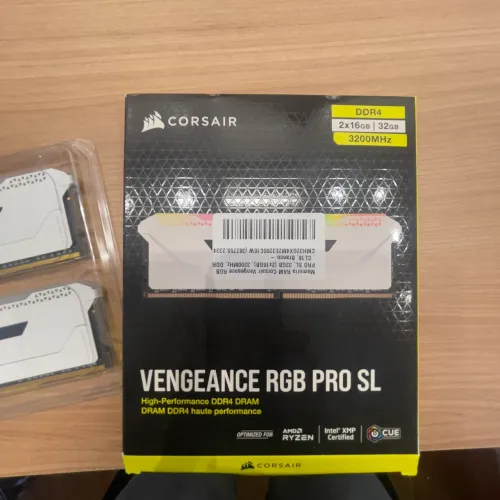 Memóri CORSAIR VENGEANCE RGB SL 32GB(2x16)