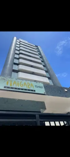 Quarto e sala com 53 metros, reformado, nascente no caminho das árvores