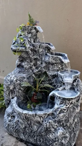 Cascata artesanal para comércio ou residência