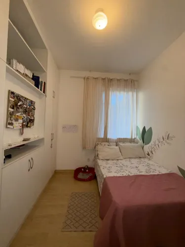 Quarto no funcionários para meninas