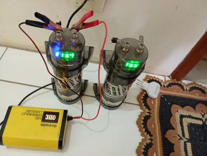 Mega capacitor 