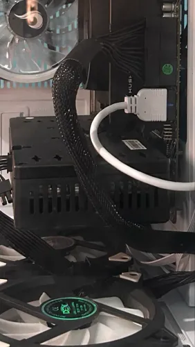 Placa de vídeo RX 590 gme