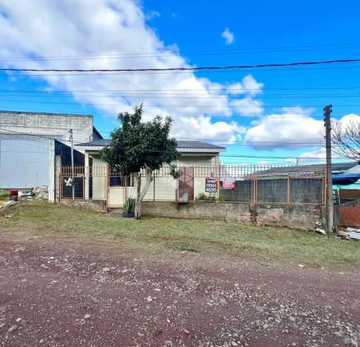 Casa a venda no bairro Pinheiro Machado
