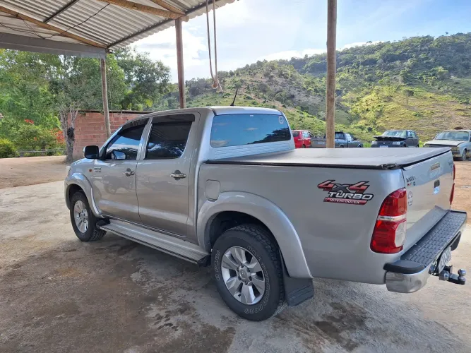 Toyota Hilux CD D4-d 4X4 3.0 TDI Dies. Mec. 2012