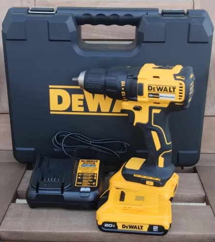 Parafusadeira e Furadeira 1/2" (13mm) 20V MAX* BRUSHLESS Dewalt - DCD7771D2-BR