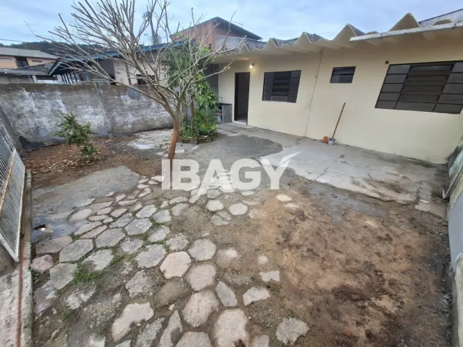 Excelente Casa 1 dormitório(s) em Ipiranga - São José
