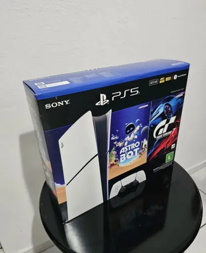 Ps5 Lacrado + 2 jogos - novo Lacrado