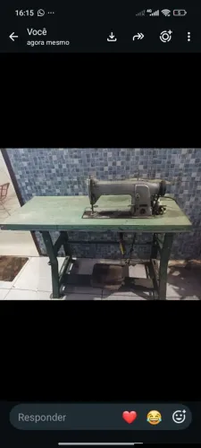 Máquina industrial de costura reta