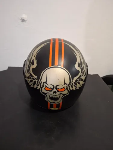 Capacete
