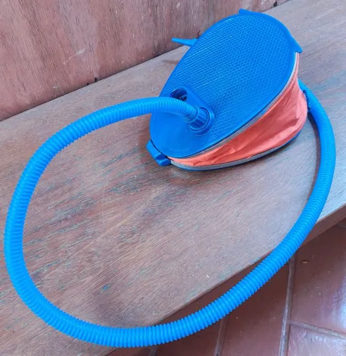 Bomba de Pé tipo Fole para Colchão Inflável, piscina, bolas, bóias e outros.