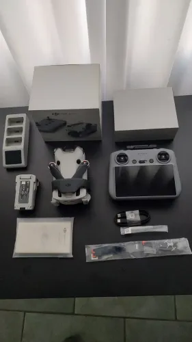 DJI Mini 4 Pro RC 2 | 20 Horas de Voo | Estado de Novo