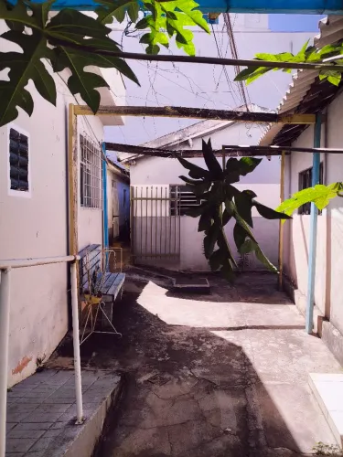 CASA CENTRO UBERLÂNDIA Ótima localização e segurança