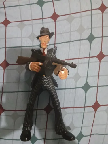 Frank "Sparkey" Foreman da linha Gangsters Inc.