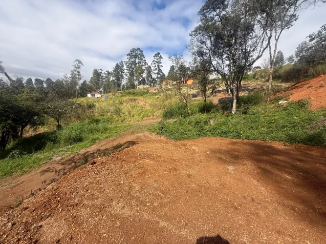Terreno sem entrada ibiuna 40 mil