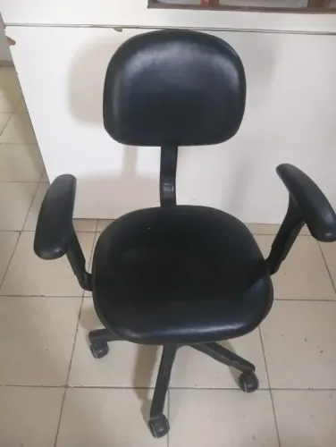 Cadeira Secretária COM Braço