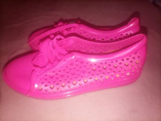 Tênis feminino