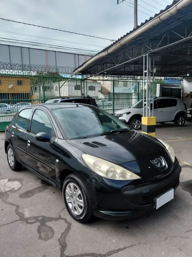 Peugeot 207 XR 1.4 Flex 8V 5P 2010