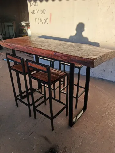 Mesa de madeira