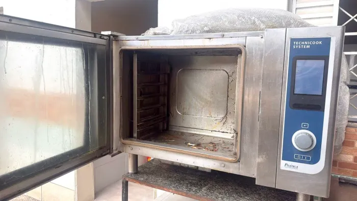 Forno Combinado 06 GNs