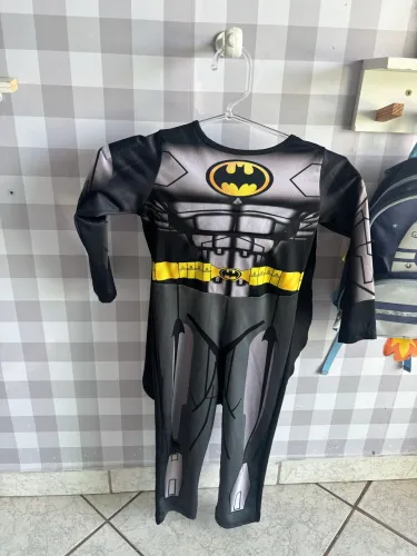 Fantasia Batman 4 anos