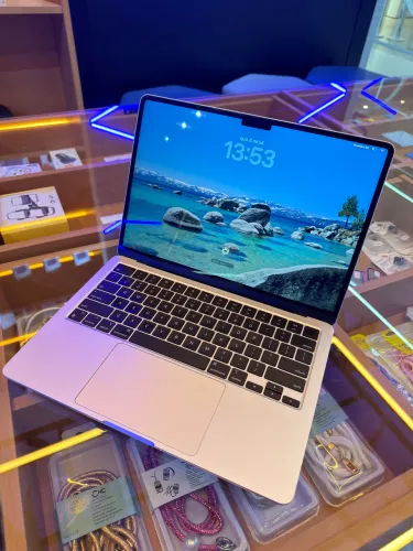 MacBook Air M2