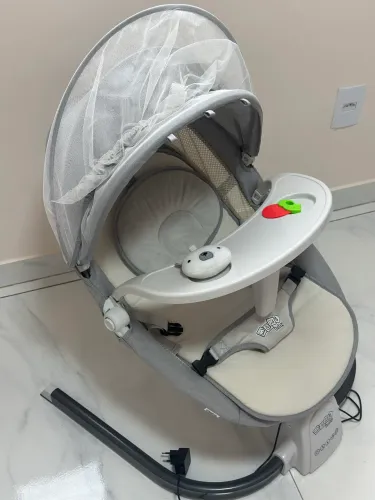 Cadeira De Descanso E Balanço Bebê Elétrica Snug - Maxi Baby