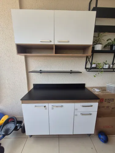Balcão de cozinha + aéreo