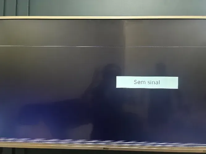 Televisão Philco com defeito na tela23 polegadas
