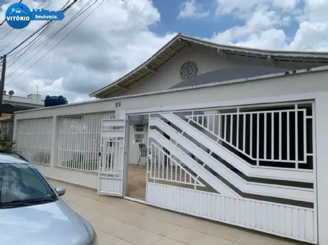 Casa Térrea á venda próximo ao Centro !