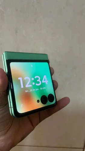 Celular RAZR 60 256 GB