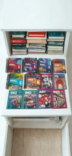 Apostilas Poliedro Enem pré-vestibular 2025