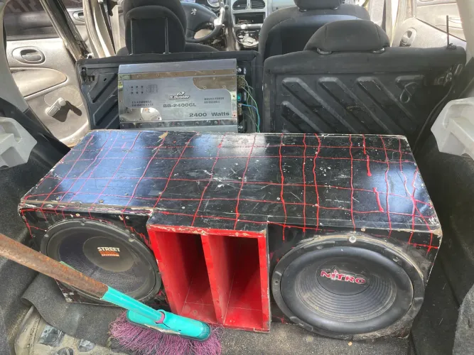 Som automotivo de barbada 