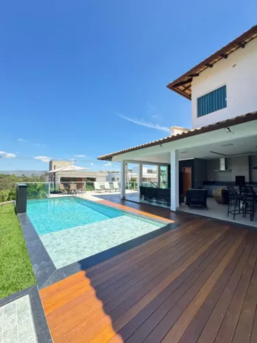 Casa de Condomínio com 4 quartos à venda em Capitólio
