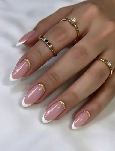 Alongamento de unhas