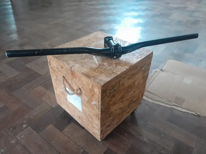 Guidão de bicicleta e Avanço 31.8 Gta