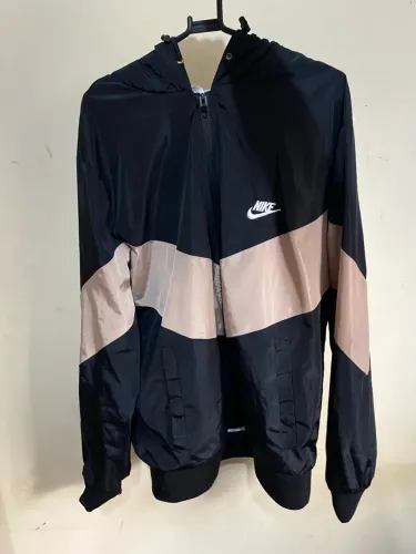Corta vento Nike Dupla camada Tamanho: GG Estado: seminovo usado poucas vezes