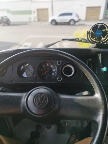 Volkswagen Kombi Standard/ Luxo/ Serie Prata 2005