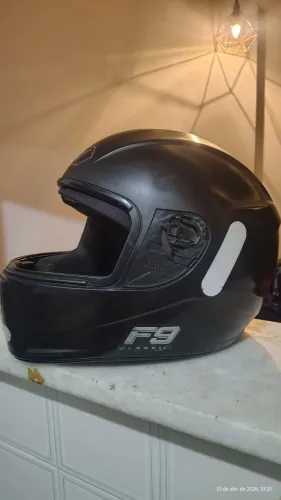 Capacete n 61 usado