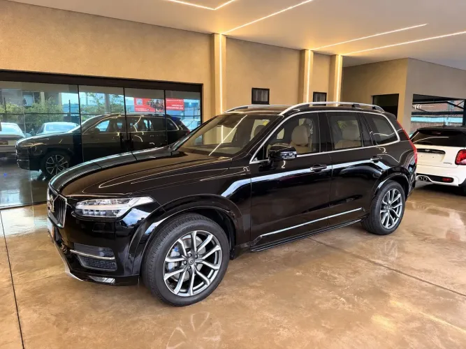 Volvo XC-90 XC 90 T-8 Híbrido Momentum 2.0 5P 2018