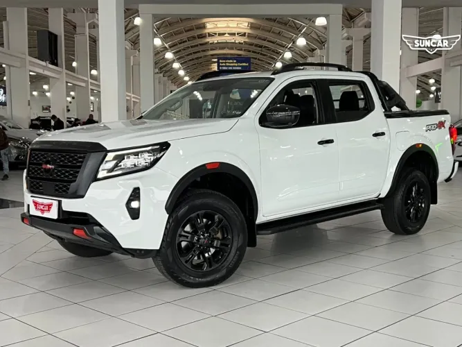 Nissan Frontier Pro4x CD 4X4 2.3 Bi-TB Die. AUT 2023
