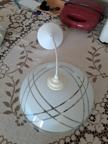 Luminária Pendente de Vidro Curvo, usada em Perfeito Estado