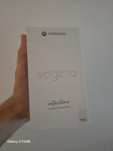 Motorola Edge 70 coleção swarovisk 512gb (lacrado)