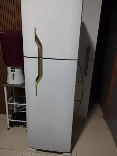 Geladeira Eletrolux Frost Free