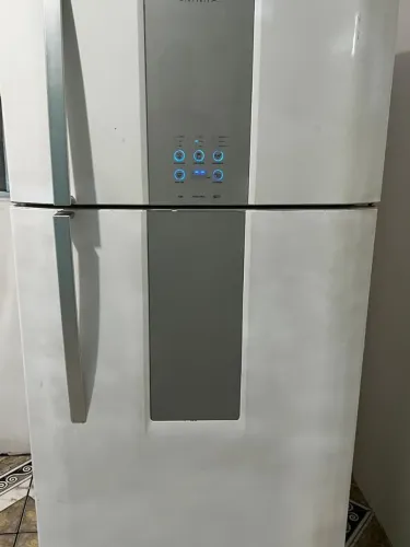 GELADEIRA GRANDE ELECTROLUX
