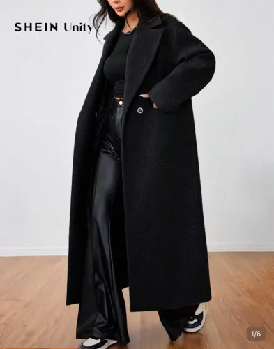 Sobretudo longo preto