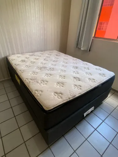 VENDO CAMA BOX DE CASAL