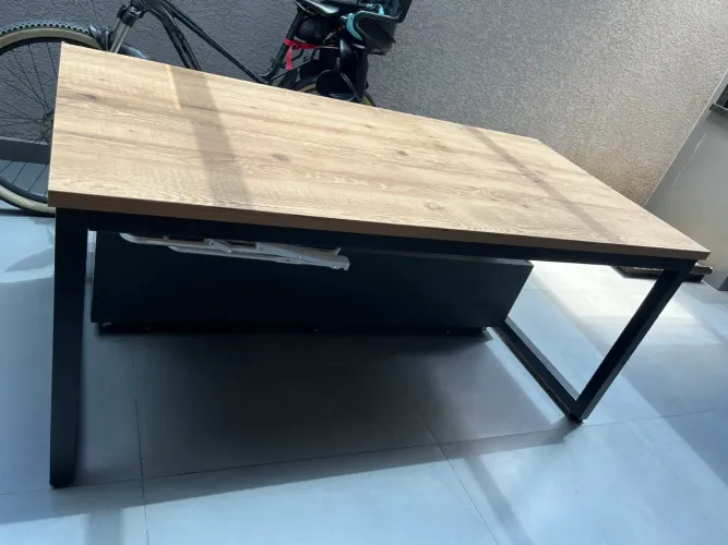 Mesa estilo industrial